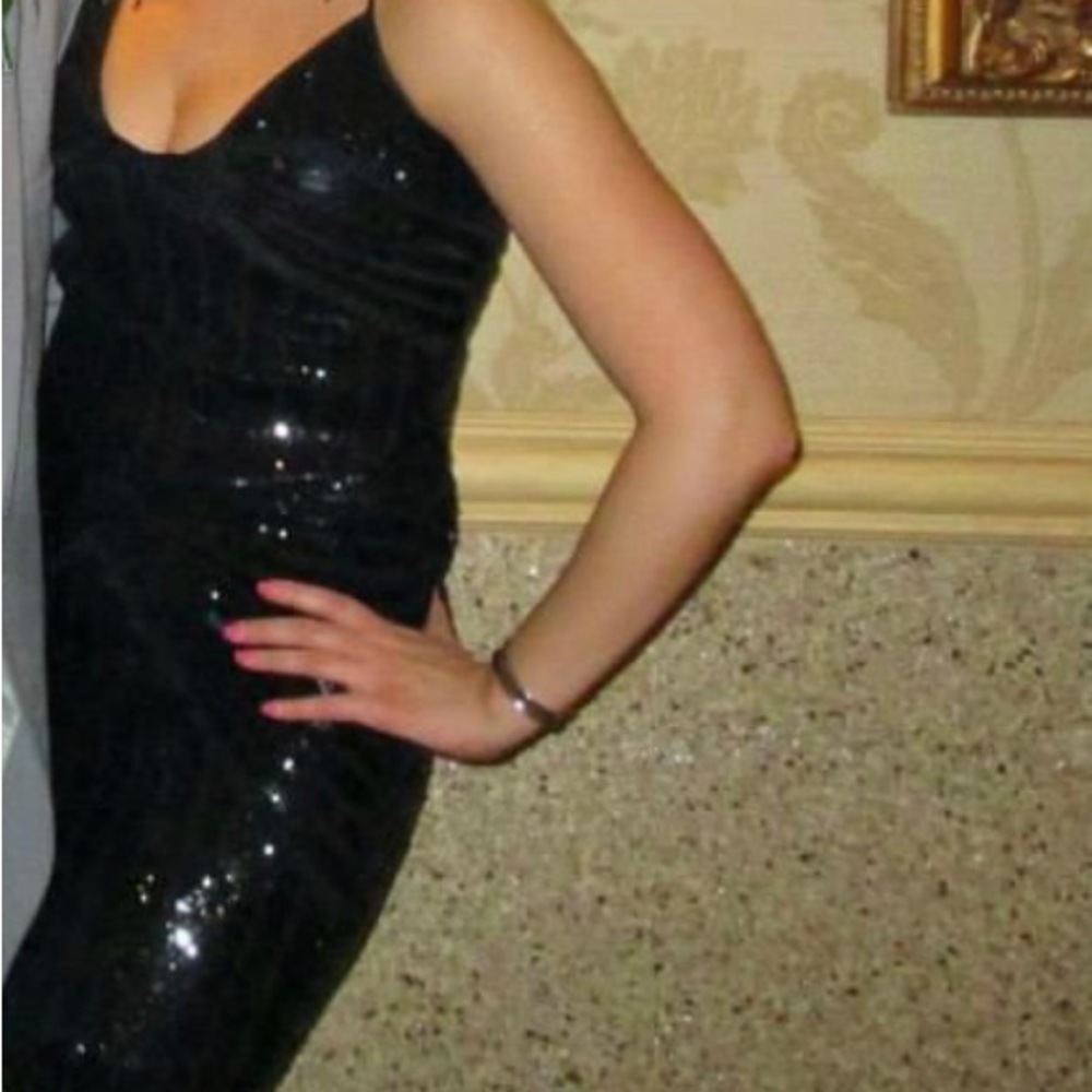 Gorgeous Bebe black sparkly cocktail dress
